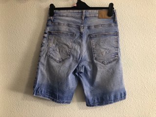 Camiseta Polo Ralph Lauren M y Pantalón Pull&Bear