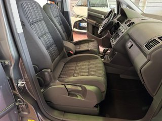 Volkswagen Touran 2.0 TDI 140cv DSG Cross