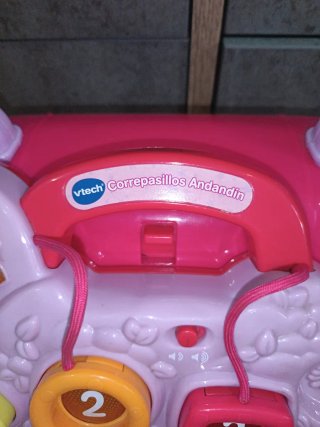 Correpasillos VTech rosa con piano y juegos