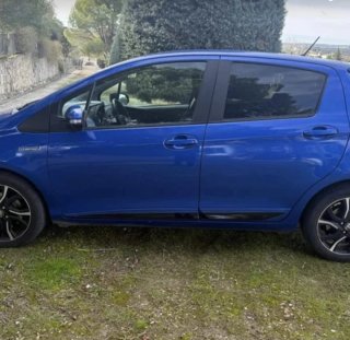 Toyota Yaris Feel Hibryd Autom. No enchufable.