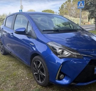 Toyota Yaris Feel Hibryd Autom. No enchufable.