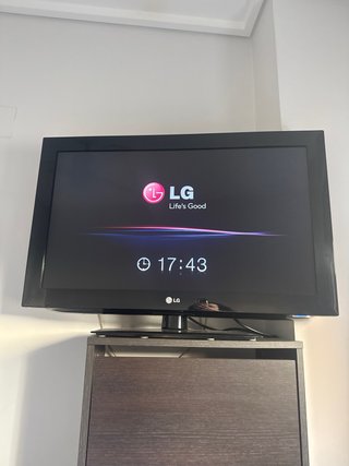 Televisor LG Pantalla Plana Negro 32 pulgadas