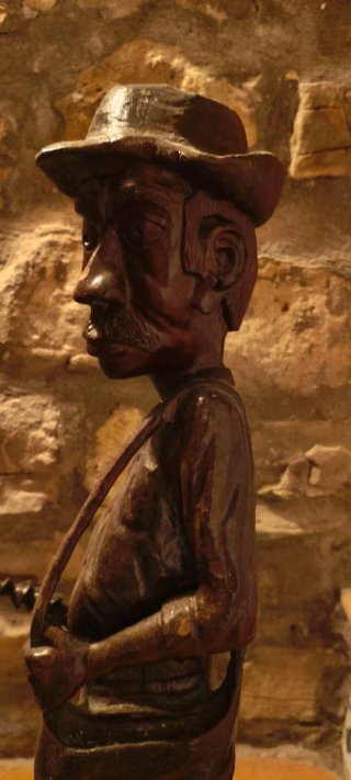 Scultura Cubana in Legno
