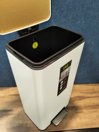 Cubo de Basura EKO Madison 30L Blanco Pedal