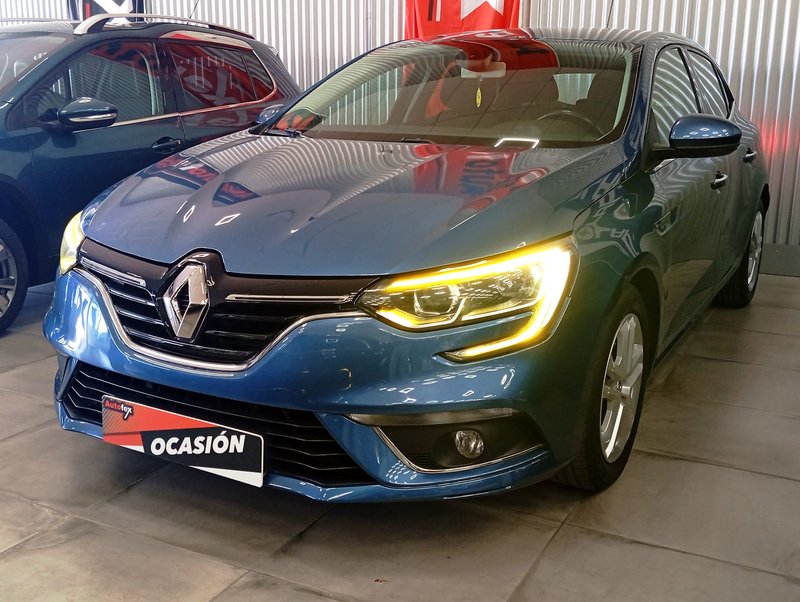 Renault Megane 2017 - foto 1