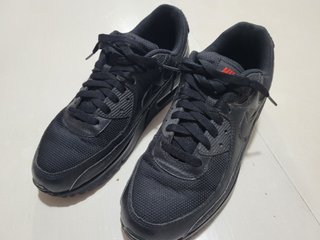 Zapatillas Nike Air Negras Talla US 8 EUR 41