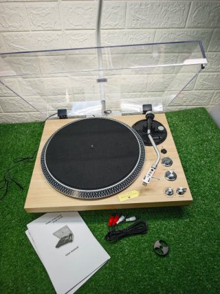 Tocadiscos LP-58W 33/45 RPM Preamp