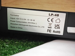 Tocadiscos LP-58W 33/45 RPM Preamp