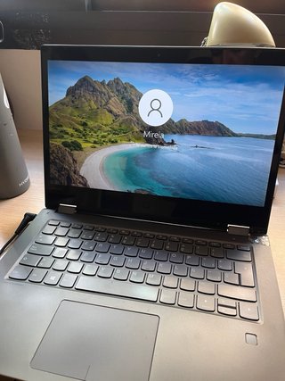 Lenovo YOGA Ordenador Portátil (para piezas)
