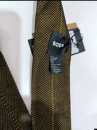 Corbata BOSS tejida oro y verde Seda 80%