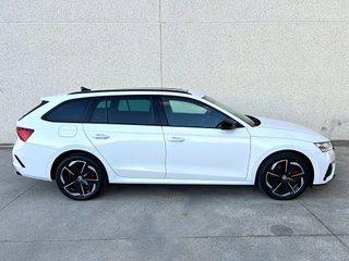 SKODA Octavia Combi RS 245CV DSG PHEV