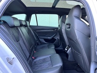SKODA Octavia Combi RS 245CV DSG PHEV
