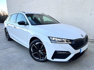 SKODA Octavia Combi RS 245CV DSG PHEV