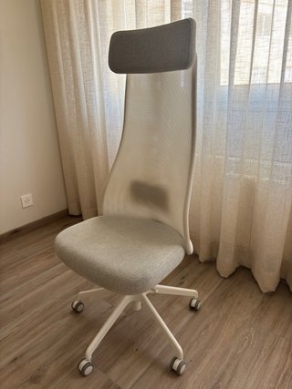 Silla de trabajo JÄRVFJÄLLET IKEA con reposabrazos