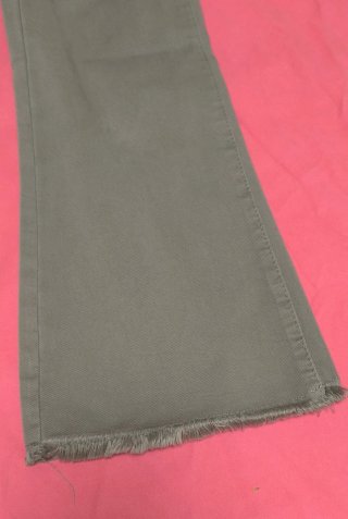 Pantalón vaquero elástico verde oliva
