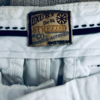 Bermudas blancas