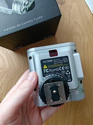 Flash Viltrox Vintage Z1