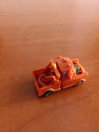 Grúa Cars Kinder
