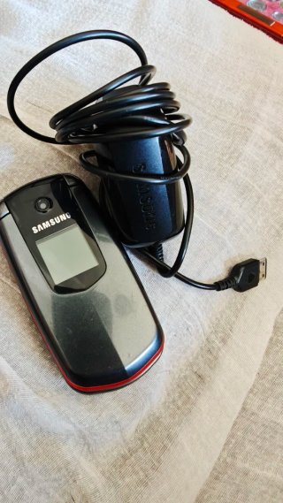 Samsung Tapa Clásico + Cargador Original