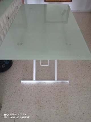 Mesa  blanca abatible de cristal templado