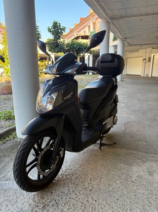 SYM symphony 125 SR negra