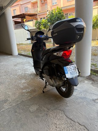SYM symphony 125 SR negra