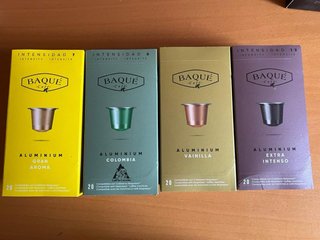 Cafetera Nespresso Essenza Mini DeLonghi