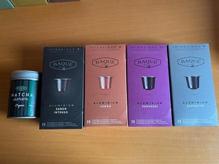 Cafetera Nespresso Essenza Mini DeLonghi