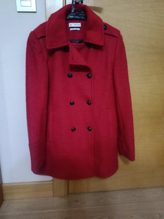 Abrigo Rojo Easy Wear Talla S
