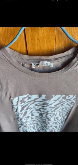 Camiseta estampada beige Pull&Bear