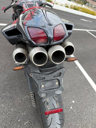 MV Agusta F4 1000S Negra y Roja