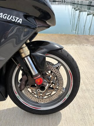 MV Agusta F4 1000S Negra y Roja
