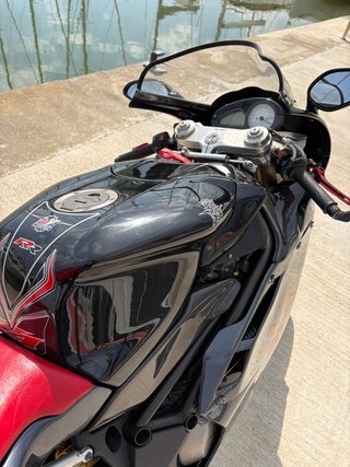 MV Agusta F4 1000S Negra y Roja
