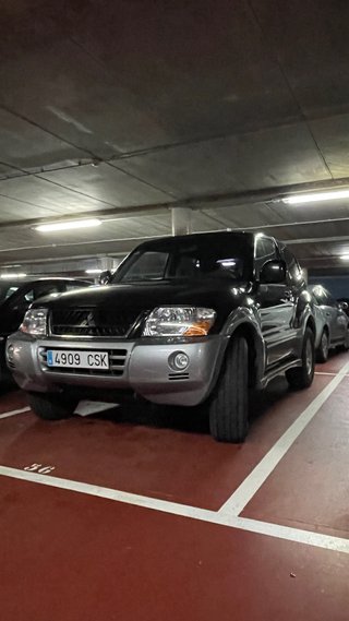 Mitsubishi Montero 2004