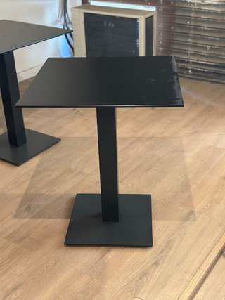 Mesa de madera rústica