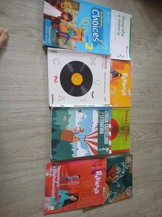 Libros de 2 de ESO de la huerta salama