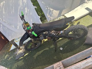 Pit Bike Rebel master 125cc Negra y Verde