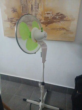 Ventilador Fagor Verde y Blanco