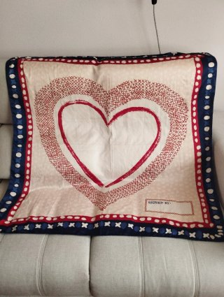 Pañuelo Cortefiel Corazón Rojo Azul
