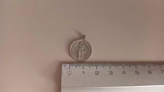 Medalla religiosa de N.S del Claustra