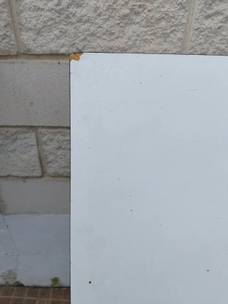 Mesa de dibujo blanca regulable