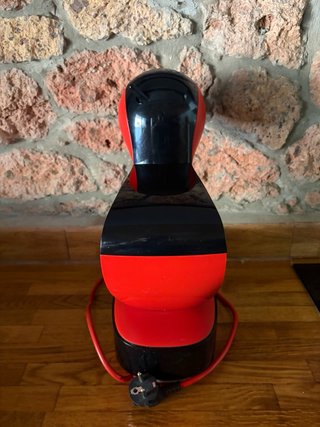 Macchina da caffè Dolce Gusto + Capsule varie
