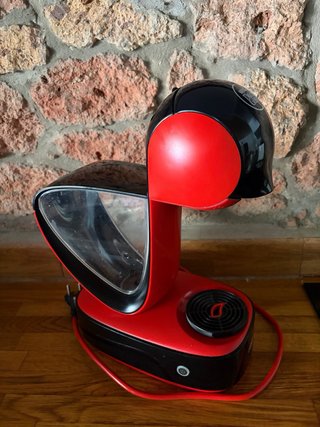 Macchina da caffè Dolce Gusto + Capsule varie