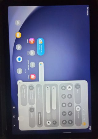 Tablet GALAXY TAB A9+   con teclado y funda