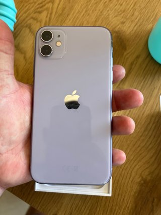 iPhone 11 256GB morado