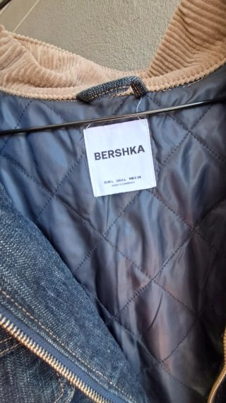 Chaqueta vaquera con cuello de pana