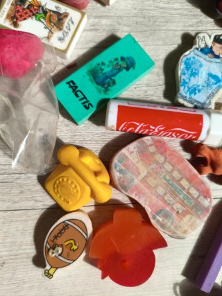 40 Gomas de Borrar Vintage Años 80