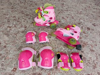 Patines tres ruedas Talla 26-28 + Protecciones