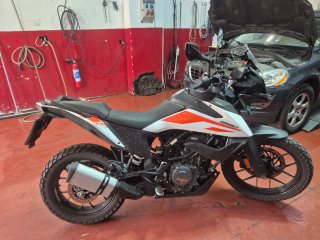 KTM Adventure 2020 Negra y Naranja