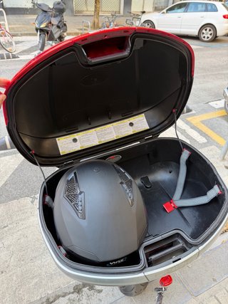 Baúl Givi y Mochilas laterales Moto